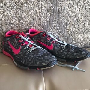 Nike Free Pink Cheetah Sneakers